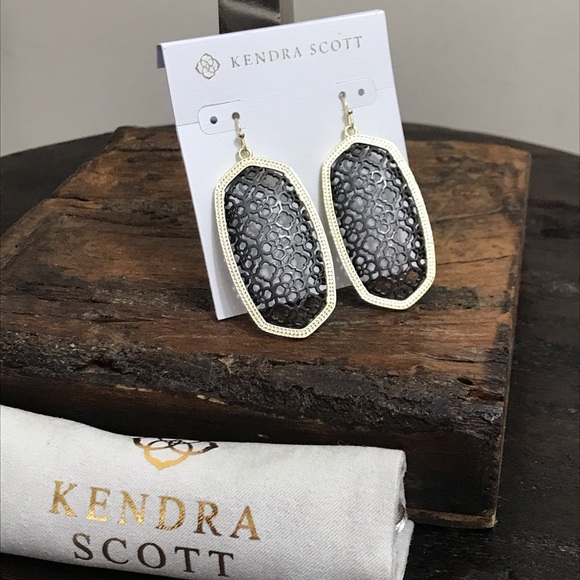 NWT Kendra Scott Danielle’s Gold/Gunmetal Filigree - Picture 4 of 7